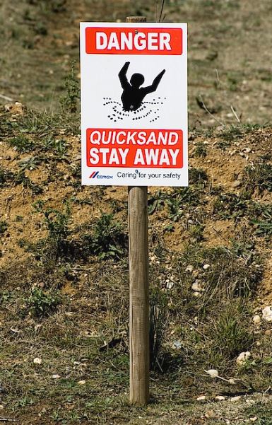 Quicksand warning sign - 2.JPG